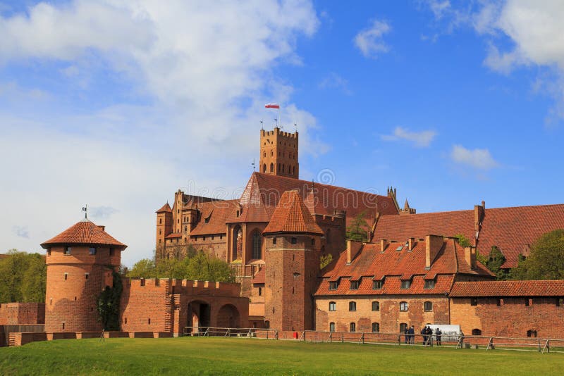 также как крепость замока наследие knights известный мир unesco места зоны pomerania Польши marienburg malbork teutonic стоковые фото