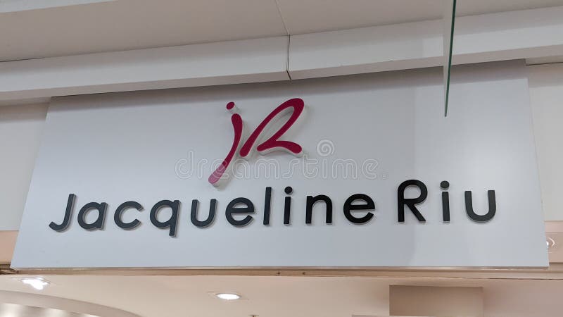 Jacqueline riu magasin sale