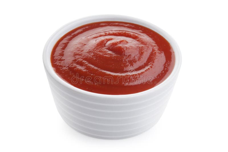 Томатный соус кетчуп изолированный на белизне