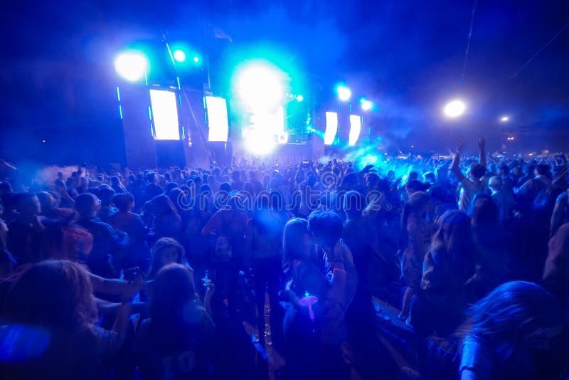 Фестиваль цвета 9-ое сентября 2017 Молдавии Chisinau Дарвина торжества Holi стоковое изображение Фестиваль цвета 9-ое сентября 2017 Молдавии Chisinau Дарвина торжества Holi стоковое изображение