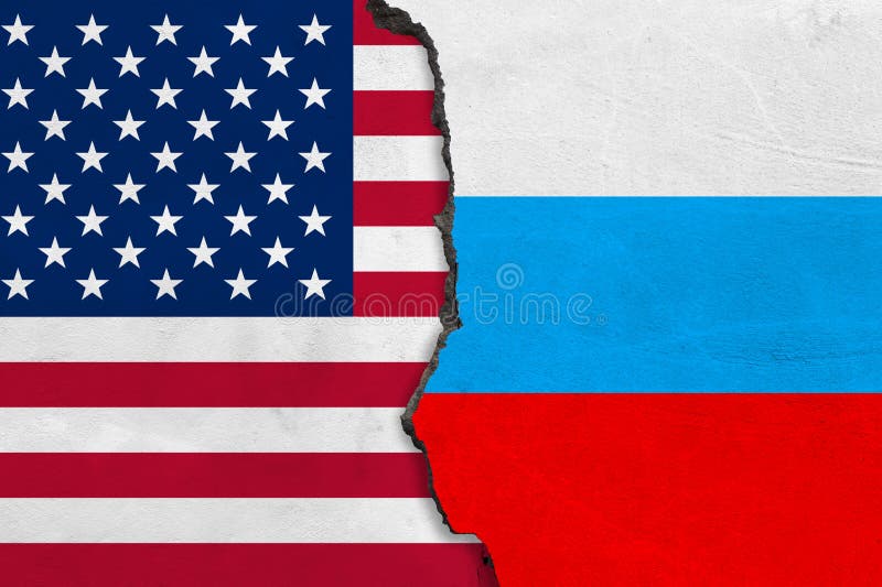 Флаги США и России покрашенных на треснутой стене иллюстрация штока Флаги США и России покрашенных на треснутой стене иллюстрация штока