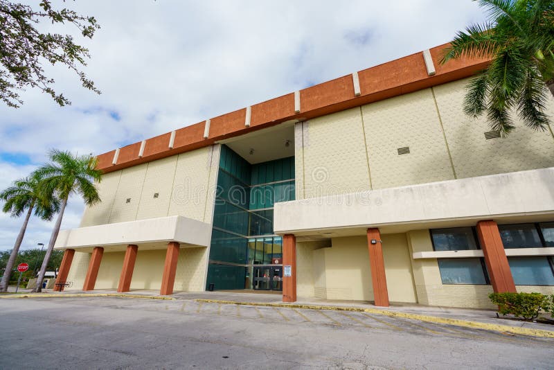 Miami, FL, USA - December 29, 2022: Interior photo of the outdated style 163rd Street Mall in NMB North Miami with most tenant shops out of business. Miami, FL, USA - December 29, 2022: Interior photo of the outdated style 163rd Street Mall in NMB North Miami with most tenant shops out of business