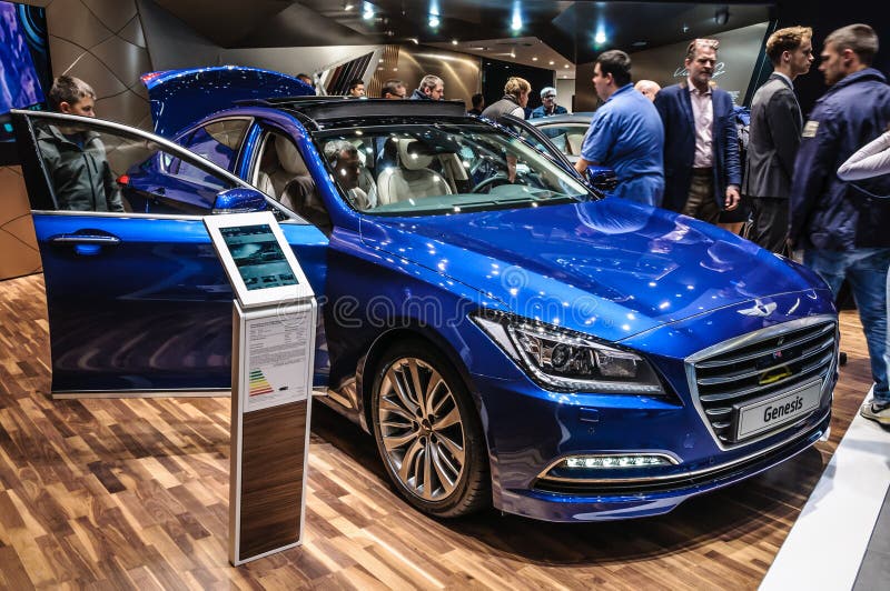 ФРАНКФУРТ - SEPT. 2015: Происхождение Hyundai представленное на IAA Internat стоковое фото rf ФРАНКФУРТ - SEPT. 2015: Происхождение Hyundai представленное на IAA Internat стоковое фото rf