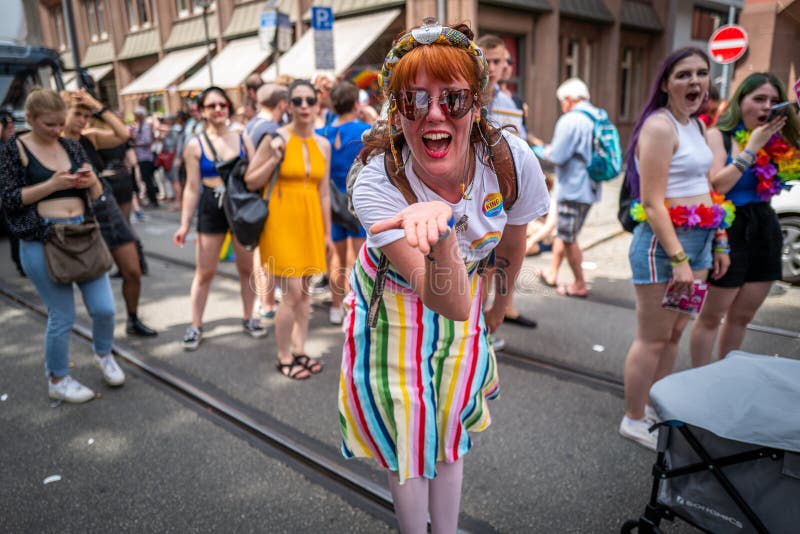 Transvestite bars frankfurt germany