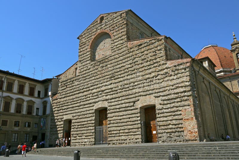Церковь San Lorenzo в Флоренсе, Италии стоковые фото Церковь San Lorenzo в Флоренсе, Италии стоковые фото