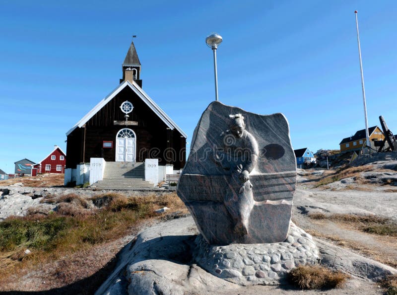 Церковь Zions Kirke Сиона в Ilulissat, Гренландии стоковые фотографии rf Церковь Zions Kirke Сиона в Ilulissat, Гренландии стоковые фотографии rf