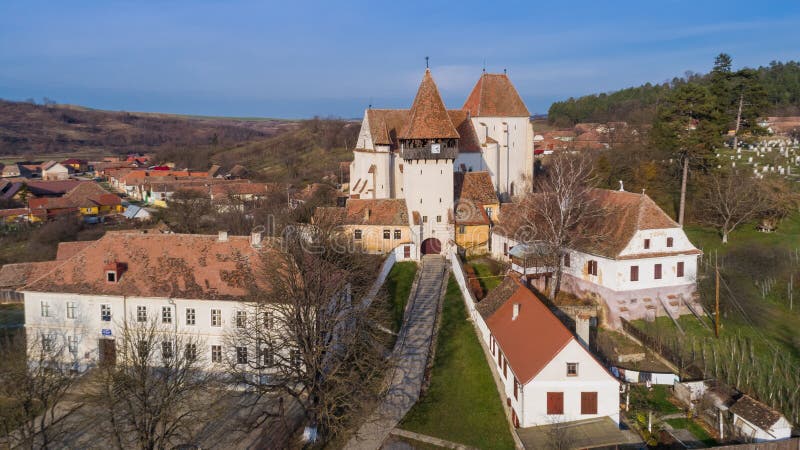 Церковь-крепость Bazna стоковое фото rf Церковь-крепость Bazna стоковое фото rf