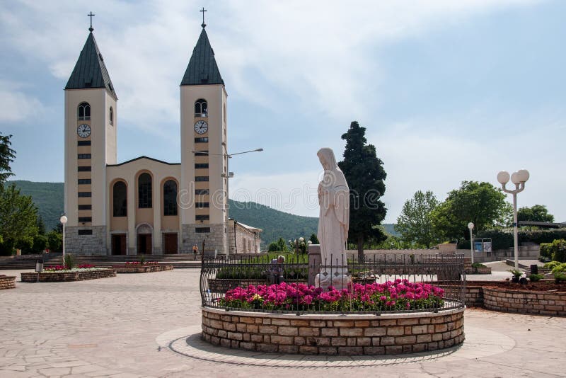 Церковь паломничества в Medjugorje стоковое фото rf