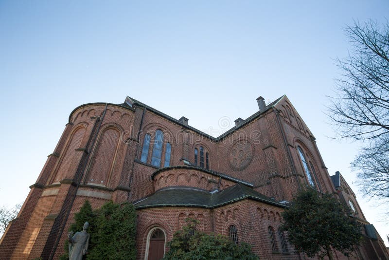 Download Церковь Ремшайд Германия Suitbertus St Стоковое Фото - изображение насчитывающей северно, немецко: 81802596