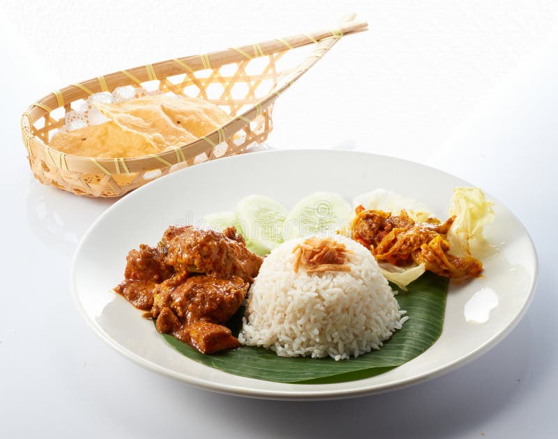 Цыпленок Rendang Nasi Lemak стоковые фотографии rf