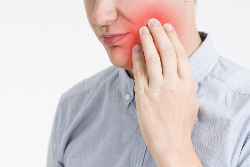 Человек с toothache, боль в человеческом теле стоковое фото