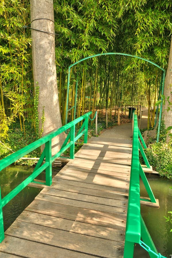 Эр, дом Monet в Giverny в Normandie стоковые изображения rf Эр, дом Monet в Giverny в Normandie стоковые изображения rf