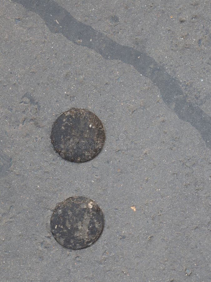 2 ямы стоковое фото rf 2 ямы стоковое фото rf