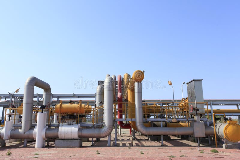 Pipeline system, used to transport oil and oil products pipeline system, mainly composed of oil pipelines, oil station and other auxiliary equipment, is one of the main equipment of oil storage and transportation industry, and crude oil and oil products the main conveying equipment. Pipeline system, used to transport oil and oil products pipeline system, mainly composed of oil pipelines, oil station and other auxiliary equipment, is one of the main equipment of oil storage and transportation industry, and crude oil and oil products the main conveying equipment