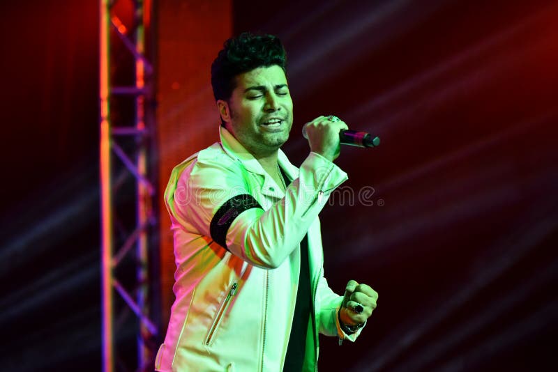 二重奏执行在阶段的Kamran & Hooman在大苹果计算机音乐期间授予2016音乐会 编辑类库存照片 图片 包括有 性能, 布鲁克林