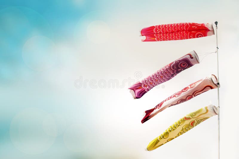五颜六色的Koinobori,在蓝天的日本鱼旗子 库存照片 五颜六色的Koinobori,在蓝天的日本鱼旗子 库存照片