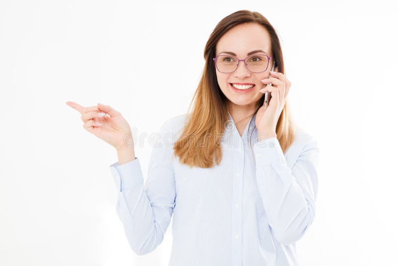 企业女孩被隔绝的画象有智能手机的 tolking在电话和点的妇女用他的手 确信的经理年轻人 复制 免版税图库摄影 企业女孩被隔绝的画象有智能手机的 tolking在电话和点的妇女用他的手 确信的经理年轻人 复制 免版税图库摄影