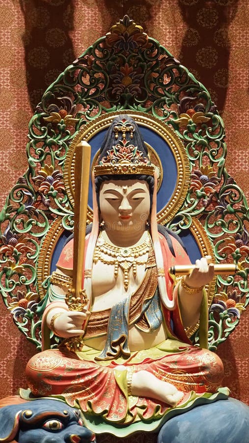 佛像. 佛教雕塑. 中国佛像库存图片. 图片包括有宗教, 遗物