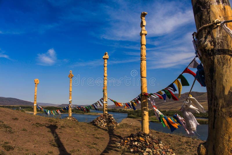 俄罗斯Kyzyl - 2015年8月14日:神秘的宗教巫师木雕 蒲甘意象雕刻 免版税库存照片 俄罗斯Kyzyl - 2015年8月14日:神秘的宗教巫师木雕 蒲甘意象雕刻 免版税库存照片