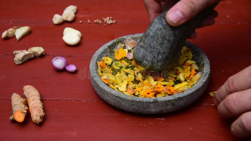 做新鲜的辣咖喱酱 股票视频