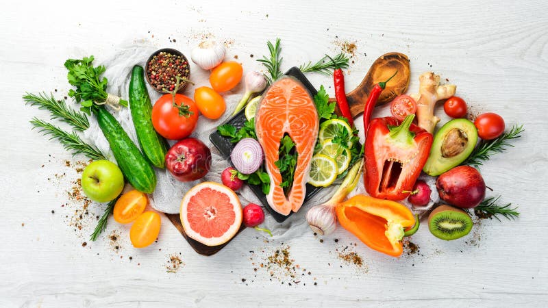 健康食品：鱼肉、蔬菜、水果