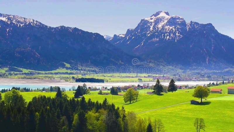 全景视图在美好的风景的巴伐利亚
