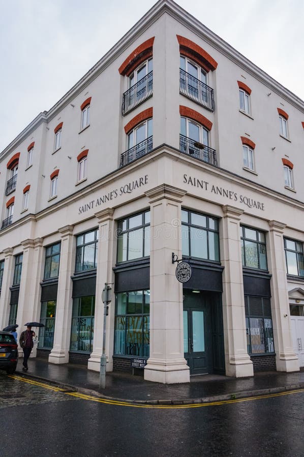 北爱尔兰贝尔法斯特市中心的老楼 免版税库存图片