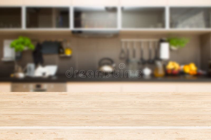 厨房装饰和书桌空间