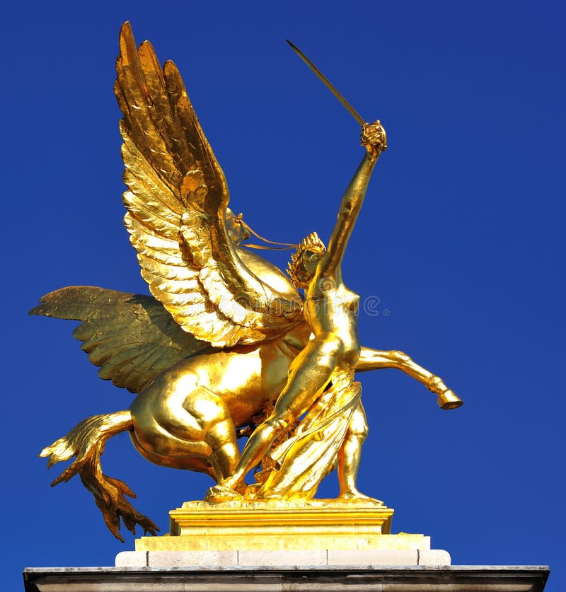 古铜色法国金黄叶子巴黎雕象