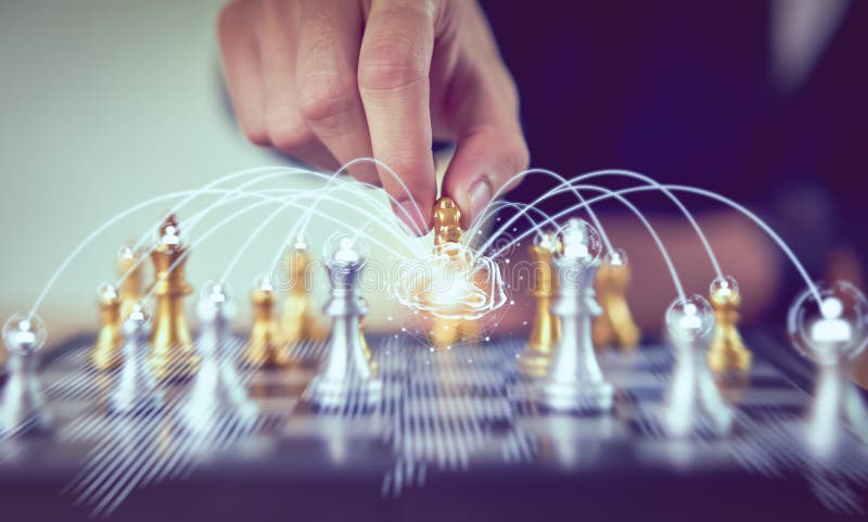 商人移动象棋人物和大脑网络,为æˆåŠŸåˆ¶å®šè®¡åˆ’ç–略。领导和管ç†ç†å¿µâ€¦â€¦å•†äººç§»åŠ¨è±¡æ£‹äººç‰©å’Œå¤§è 库存照片 商人移动象棋人物和大脑网络,为æˆåŠŸåˆ¶å®šè®¡åˆ’ç–略。领导和管ç†ç†å¿µâ€¦â€¦å•†äººç§»åŠ¨è±¡æ£‹äººç‰©å’Œå¤§è 库存照片