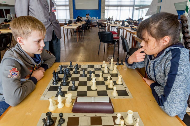 国际象棋棋局中人下棋 教育、国际象棋和心智游戏 比赛和锦标赛