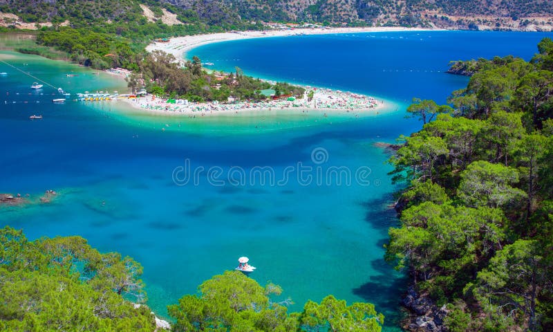 土耳其奥卢德尼兹蓝湖