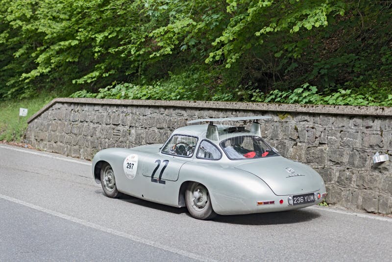 奔驰车300在集会Mille Miglia的SL W194 2013年 库存照片 奔驰车300在集会Mille Miglia的SL W194 2013年 库存照片