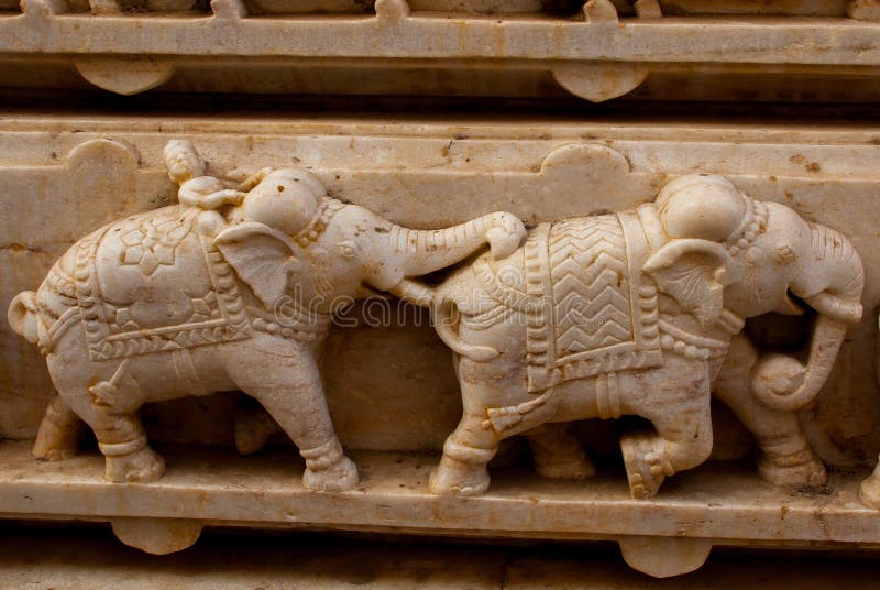 寺庙 印度udaipur 墙壁的片段 大象的图象 库存照片 寺庙 印度udaipur 墙壁的片段 大象的图象 库存照片