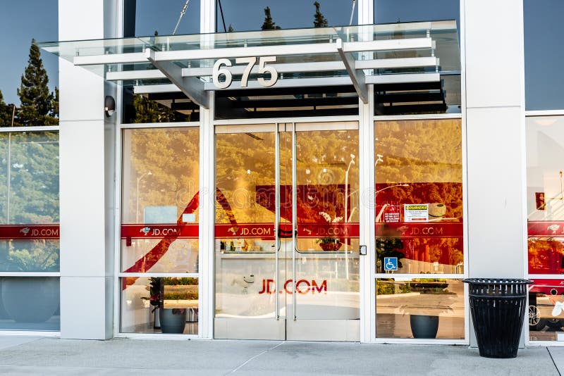 2019年6月22日山景城/加州/美国-对JD的入口 com办公室在硅谷;JD com,亦称京东和以前 图库摄影 2019年6月22日山景城/加州/美国-对JD的入口 com办公室在硅谷;JD com,亦称京东和以前 图库摄影