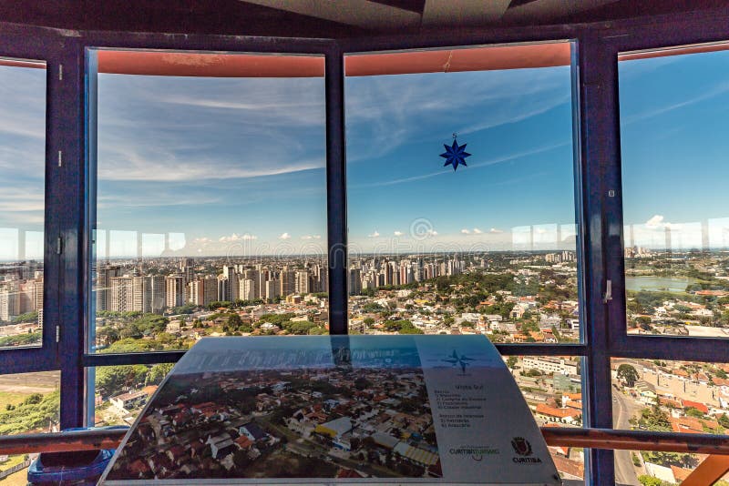 库里奇巴， PARANA/BRAZIL - 2016年12月27日：从库里奇巴` s全景塔的看法