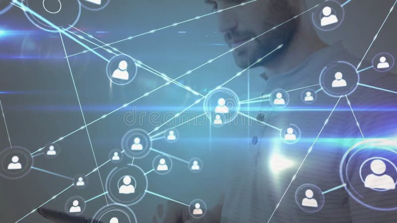 成年男性科技用户点击平板电脑可视化带光条的用户配置文件网络扩展 股票录像