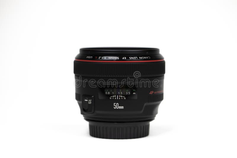 日本东京22 04 2020款佳能EF-50mm 1 2 USM镜头距离刻度复制空间 免版税库存照片