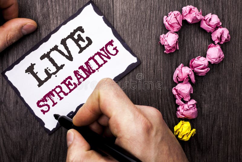 概念手写展示直播。商业照片文字 媒体实时传输 多媒体技术 广播 w 库存照片