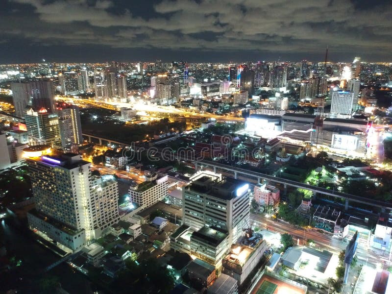 曼谷市从未睡着