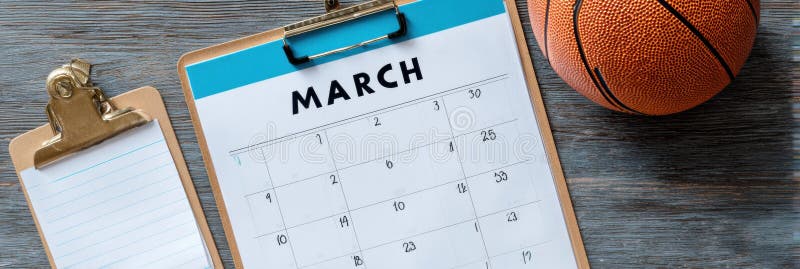 3月日历突出显示篮球时间表，并有明确的日期，以供将来的比赛和活动 免版税图库摄影