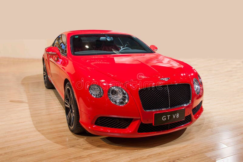 Bentley Motors Corporation (Bentley Motors Limited) is a world famous luxury car manufacturer, headquartered in Crewe, UK. January 18, 1919, the company founded by Walter Owen • • Bentley. During World War I, Bentley is famous for the production of aviation engines, after the war, then began to design and manufacture of automotive products. In 1931, Bentley was acquired by Rolls-Royce, was bought in 1998 both the German Volkswagen Group; same year in August, at a price of $ 68 million of BMW's Rolls-Royce acquired the right to use the trademark, and the gradual weakening of the relationship . In the long history of the past century, the Bentley brand is still shining, keep showing to the world of noble, elegant and delicate to do high-quality car. Bentley Motors Corporation (Bentley Motors Limited) is a world famous luxury car manufacturer, headquartered in Crewe, UK. January 18, 1919, the company founded by Walter Owen • • Bentley. During World War I, Bentley is famous for the production of aviation engines, after the war, then began to design and manufacture of automotive products. In 1931, Bentley was acquired by Rolls-Royce, was bought in 1998 both the German Volkswagen Group; same year in August, at a price of $ 68 million of BMW's Rolls-Royce acquired the right to use the trademark, and the gradual weakening of the relationship . In the long history of the past century, the Bentley brand is still shining, keep showing to the world of noble, elegant and delicate to do high-quality car.