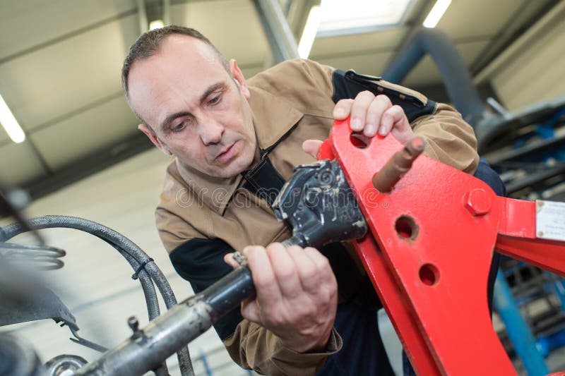 工厂中的机械工程控制机 免版税图库摄影