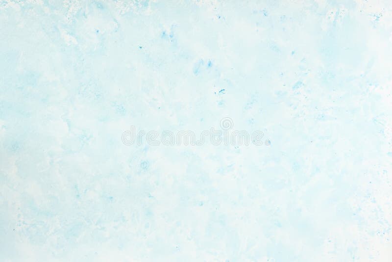 水彩污点，蓝色树荫冲程 抽象背景水彩 嫩冬天精美树荫，雪 免版税库存图片.