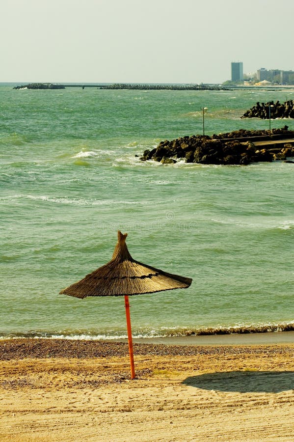 海滩黑色olimp手段海运 库存照片