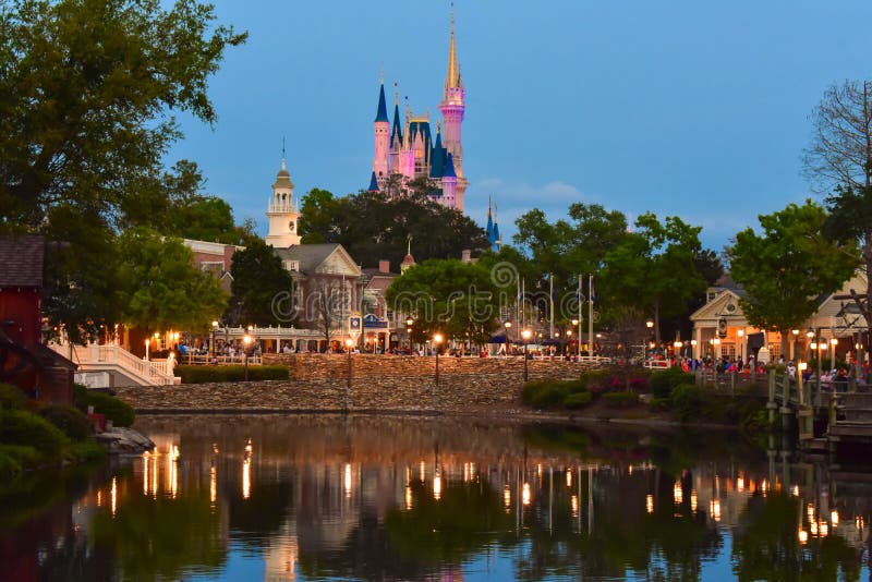 Orlando, Florida. March 19, 2019. Panoramic view of Frontierland and Cinderella`s Castle at Walt Disney World . Orlando, Florida. March 19, 2019. Panoramic view of Frontierland and Cinderella`s Castle at Walt Disney World .