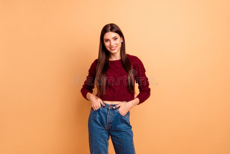 照片美丽惊人的关闭她她的夫人理想的肥满嘴唇恳切的自信脾气随和的听的了不起的新闻 免版税库存照片 照片美丽惊人的关闭她她的夫人理想的肥满嘴唇恳切的自信脾气随和的听的了不起的新闻 免版税库存照片
