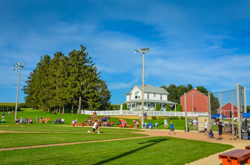 The Field of Dreams is a baseball field and pop-culture tourist attraction built originally for the movie of the same name. It is in Dubuque County, Iowa, near Dyersville. The Field of Dreams is a baseball field and pop-culture tourist attraction built originally for the movie of the same name. It is in Dubuque County, Iowa, near Dyersville.