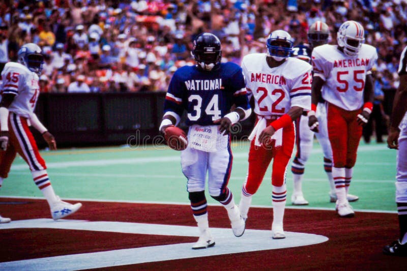 Former Chicago Bears superstar Walter Payton in the end zone at a Pro-Bowl game. (image taken from color slide). Former Chicago Bears superstar Walter Payton in the end zone at a Pro-Bowl game. (image taken from color slide)