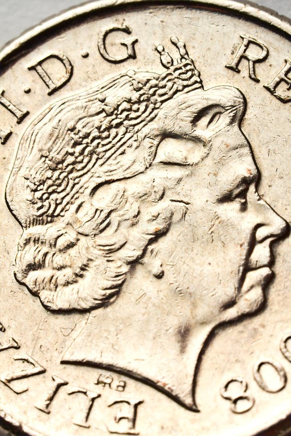 Queen Elizabeth portrait on five pence coin. Queen Elizabeth portrait on five pence coin